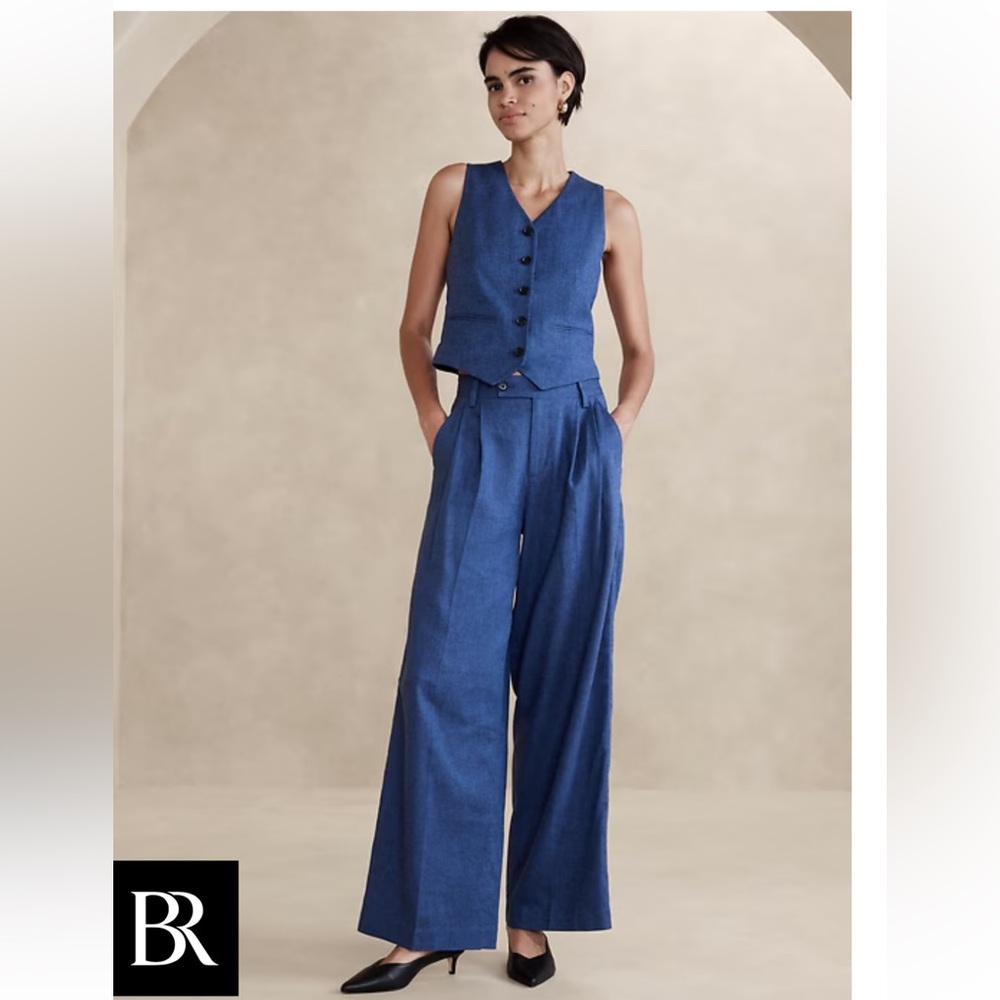 3-Piece Banana Republic Linen Blend Pantsuit with Wide-Leg Design Size 6/8